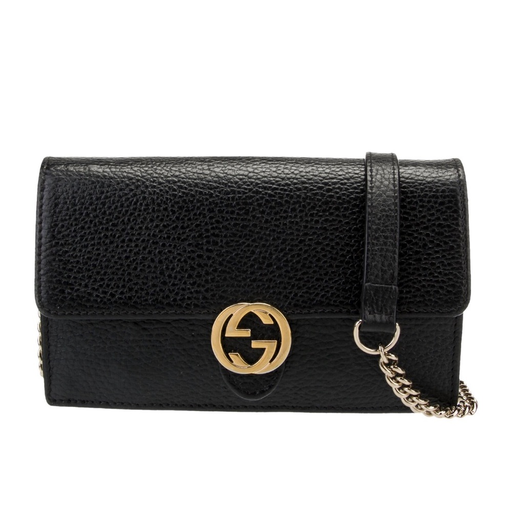 Gucci Small Purse 
Interlocking G Chain on Wallet
